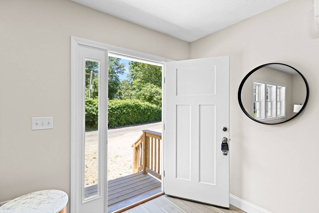Hanson, MA 02341,69 Wood St