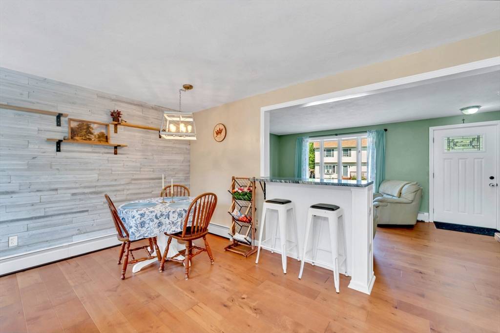 Haverhill, MA 01832,37 Saint Botolph St #37