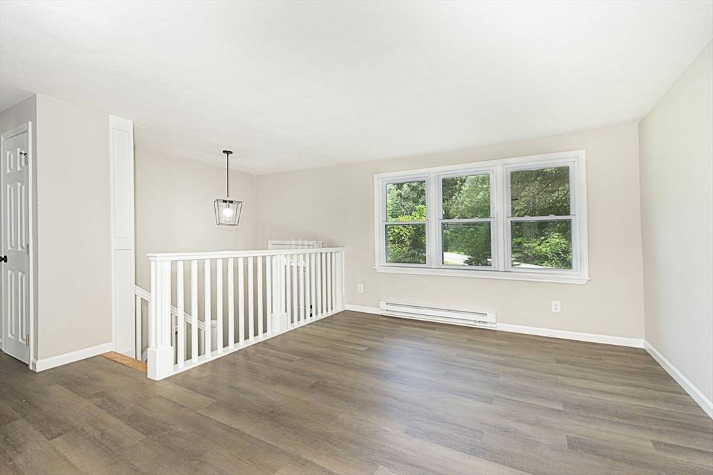 Sutton, MA 01590,12 Central Tpke