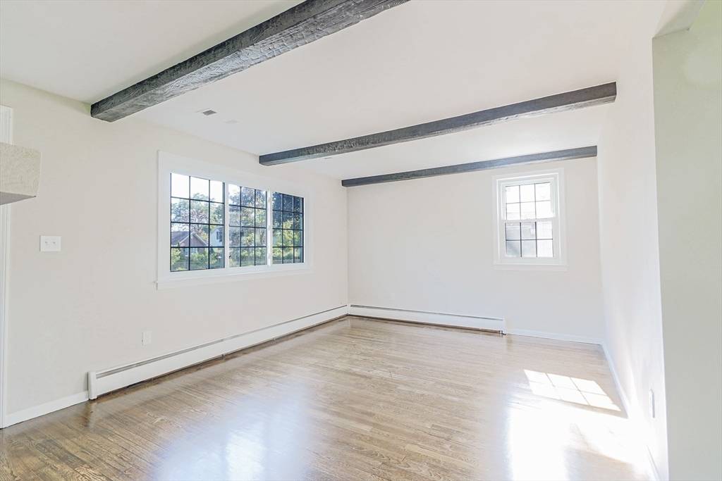 Chicopee, MA 01020,102 Mccarthy Ave