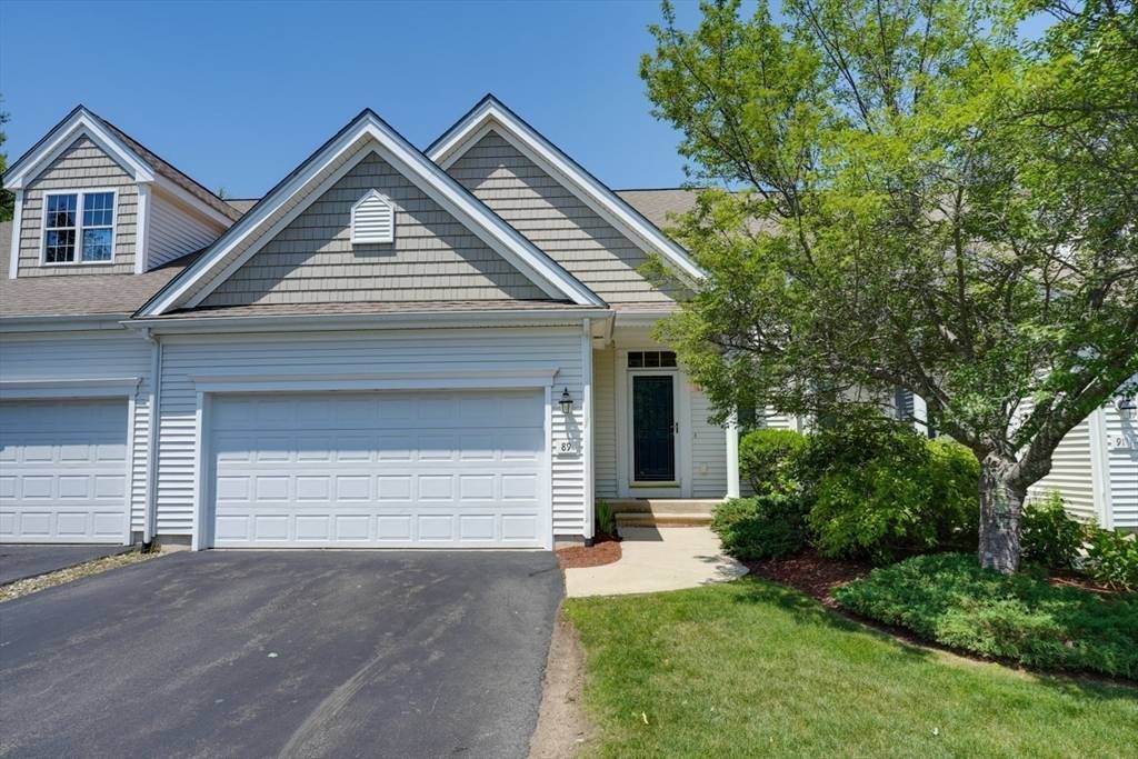 Grafton, MA 01560,89 Buttercup Lane #255