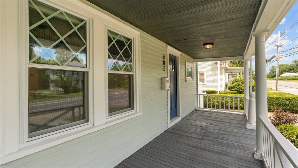 West Bridgewater, MA 02379,606 N Elm St