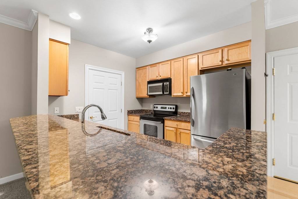 North Andover, MA 01845,180 Chickering Rd #110C