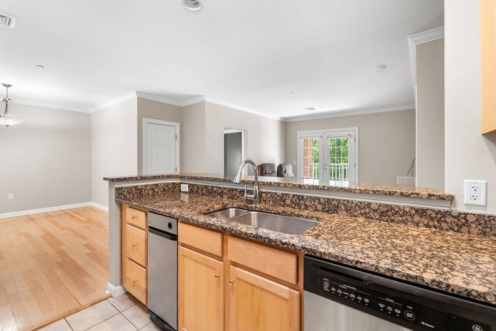 North Andover, MA 01845,180 Chickering Rd #110C