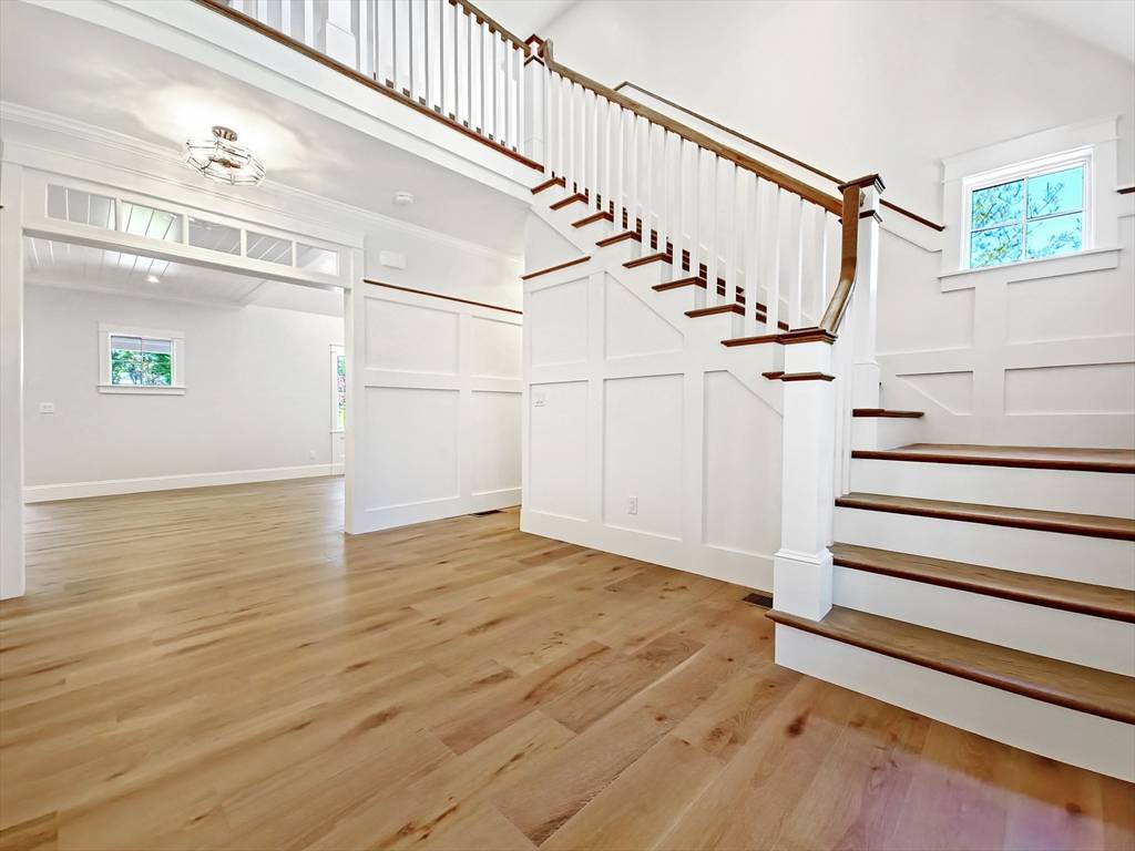 Falmouth, MA 02536,46 Airpark Dr
