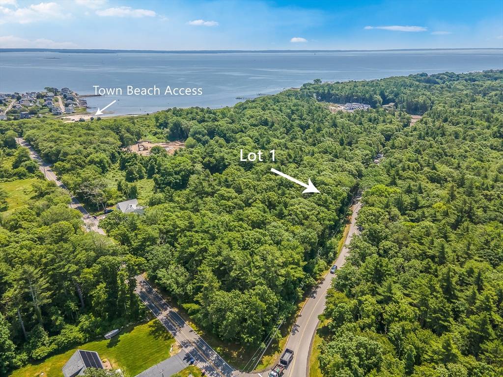 Mattapoisett, MA 02739,0 (Lot 1) Holly Woods Rd