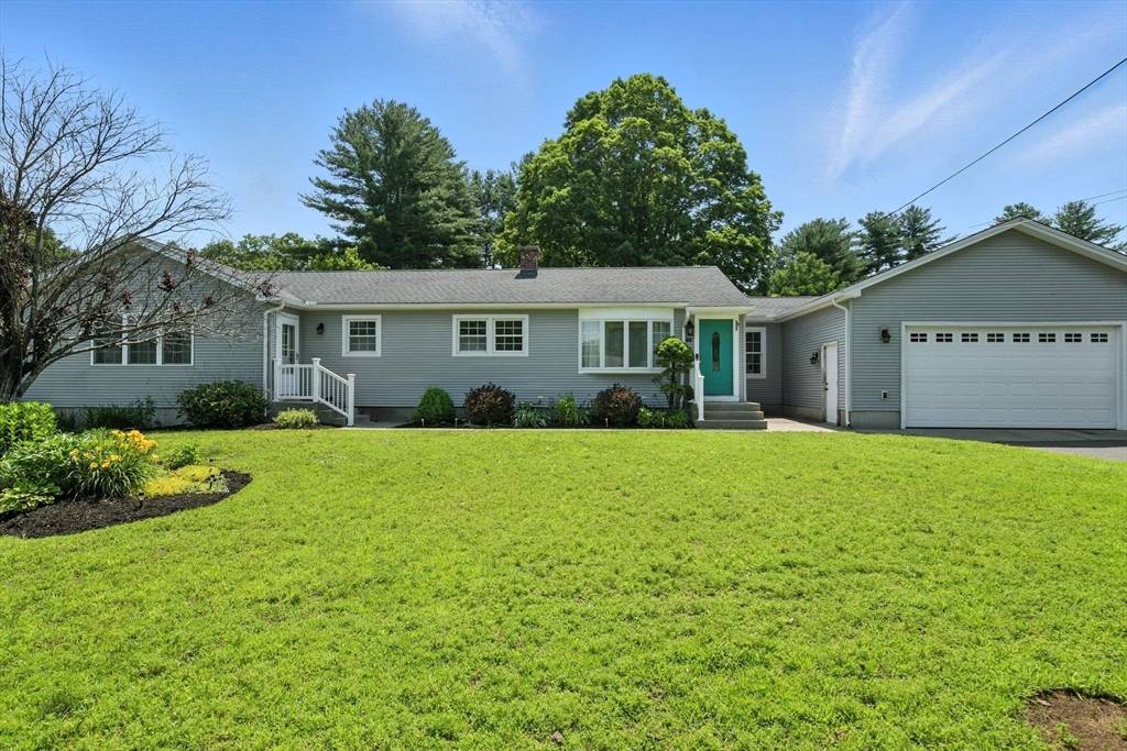 Westfield, MA 01085,55 Valley View Dr