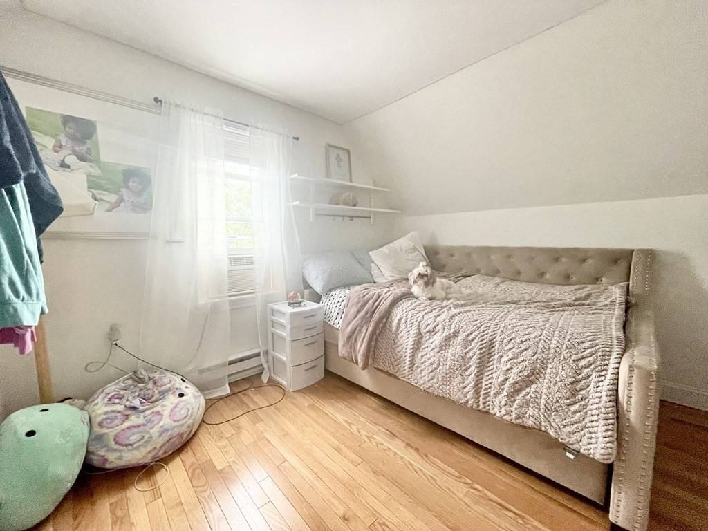 Malden, MA 02148,19 Shawmut St #19