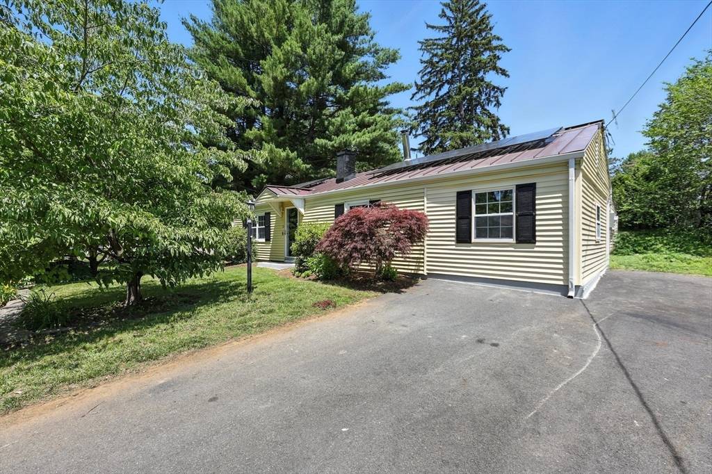 Springfield, MA 01119,73 Timber Lane