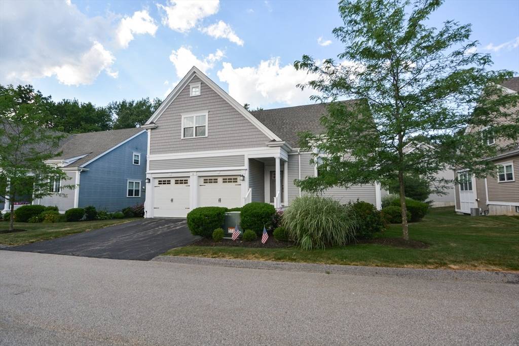 Medway, MA 02053,6 Fieldstone