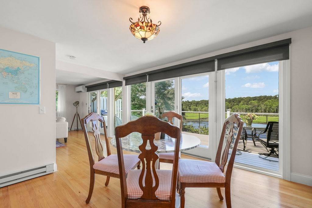 45 Green Pond Rd Falmouth, MA 02536