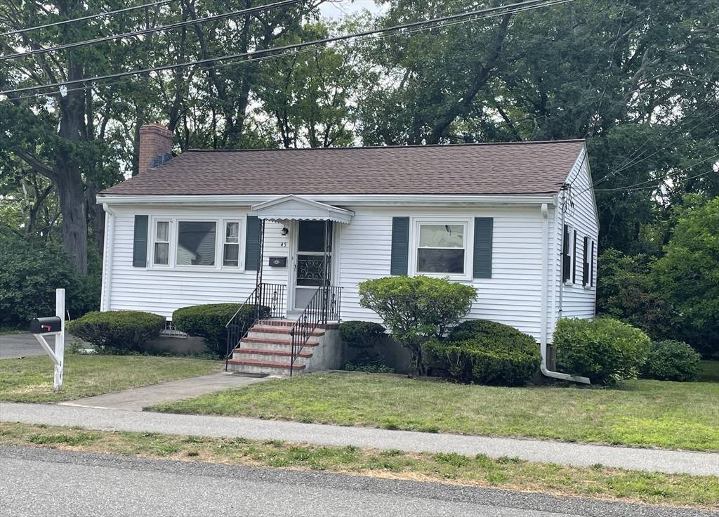 Dedham, MA 02026,45 Leonard Street