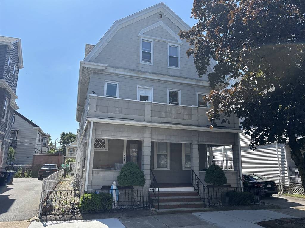 Somerville, MA 02145,27 Wisconsin Avenue