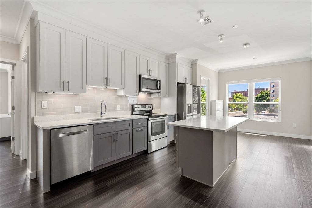 Quincy, MA 02169,999 Hancock Street #301