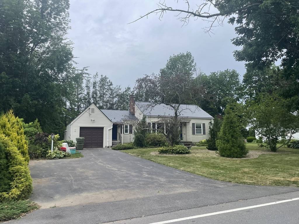 Spencer, MA 01562,3 Paxton Rd