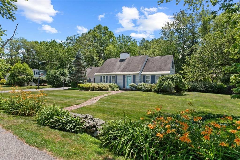 North Andover, MA 01845,687 Massachusetts Ave