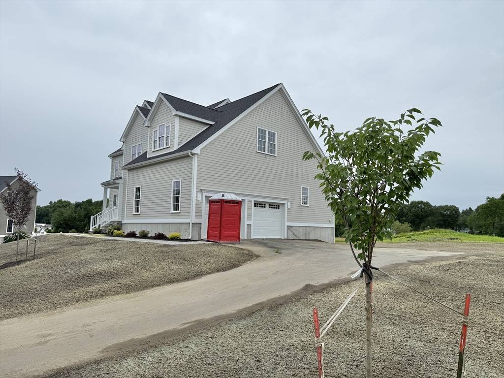 Grafton, MA 01519,87 Magill Drive