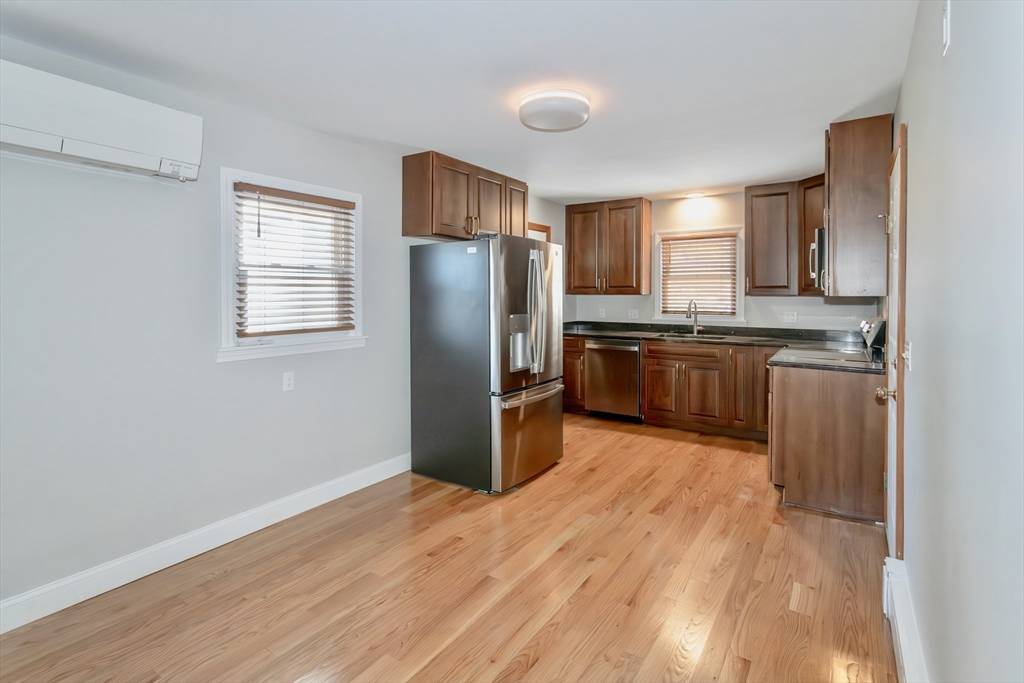 254 Redlands Street Springfield, MA 01104