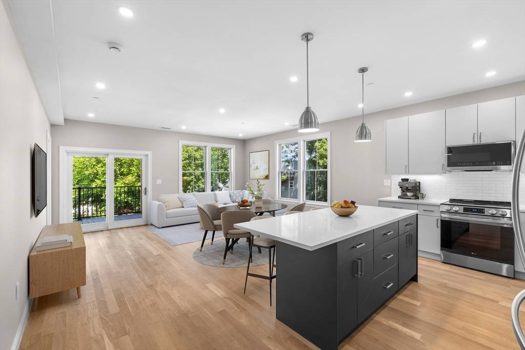 Boston, MA 02135,40 Waverly #M