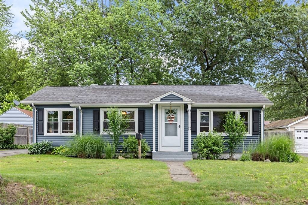 Chicopee, MA 01020,41 Yvette Street
