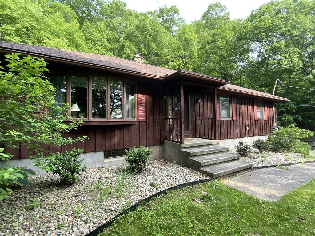 Hampden, MA 01036,279 North Rd