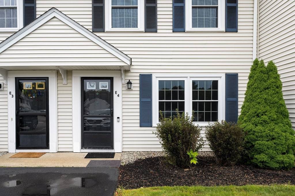 Whitman, MA 02382,728 Auburn St #E4