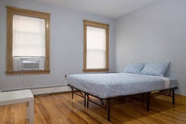 Worcester, MA 01610,63 Sterling St #2