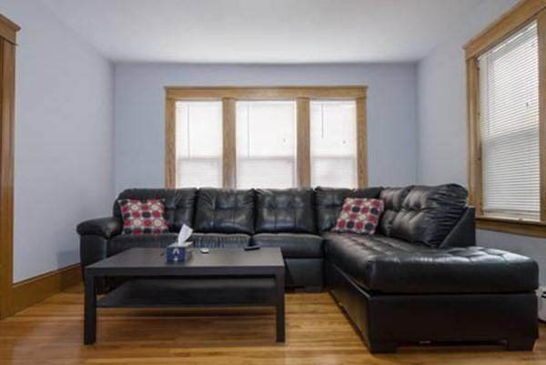 Worcester, MA 01610,63 Sterling St #2