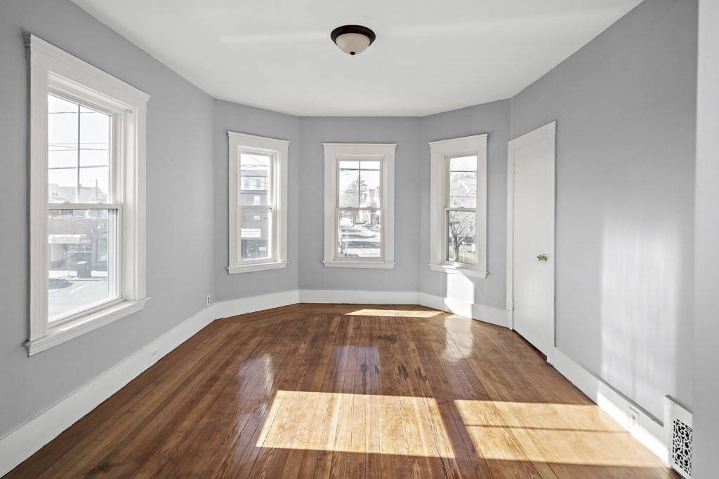 Medford, MA 02155,364 Main Street #2