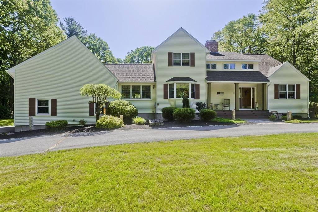 Auburn, MA 01501,435 Rochdale St