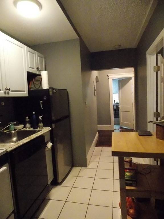Brookline, MA 02446,63 Longwood Avenue #1