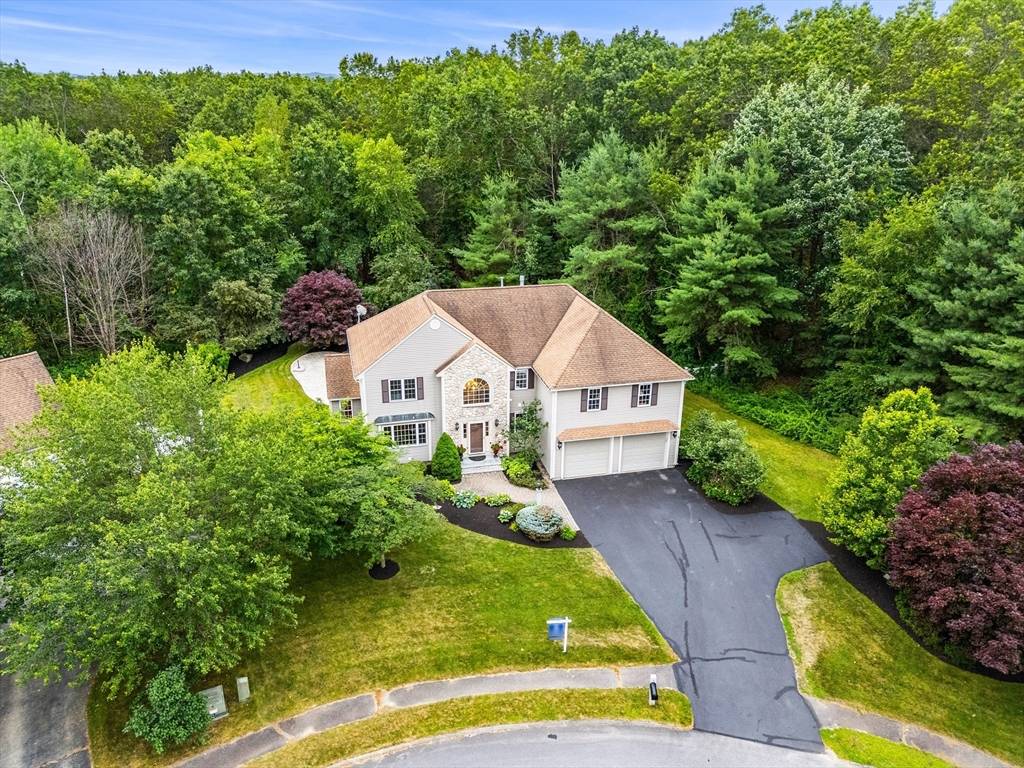 Westford, MA 01886,9 Jack Rabbit Ln