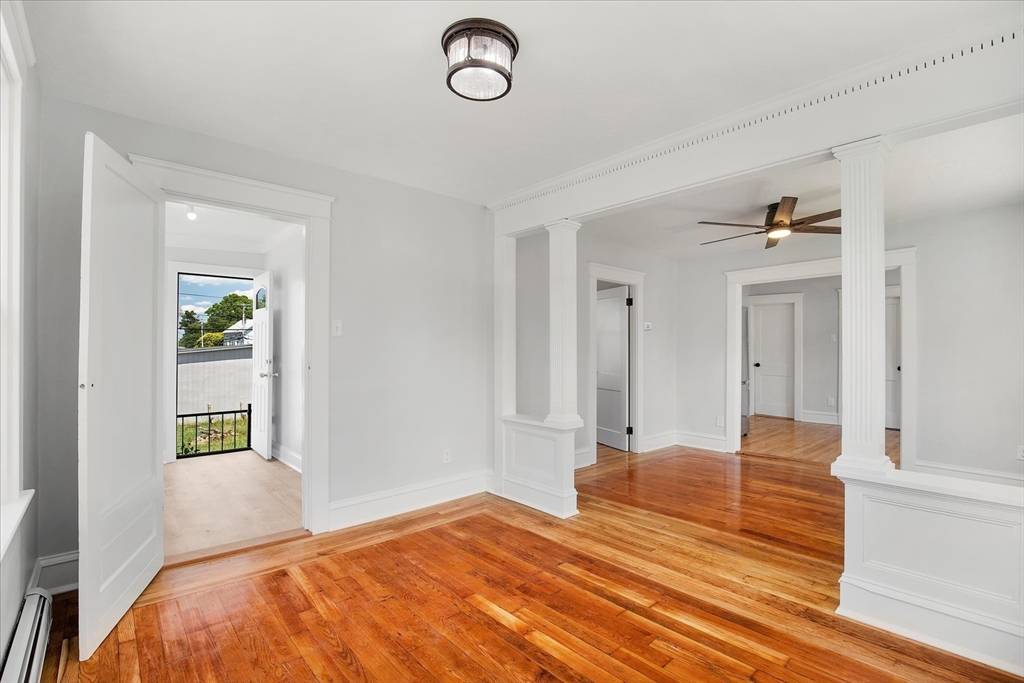 22 Queen St Fall River, MA 02724