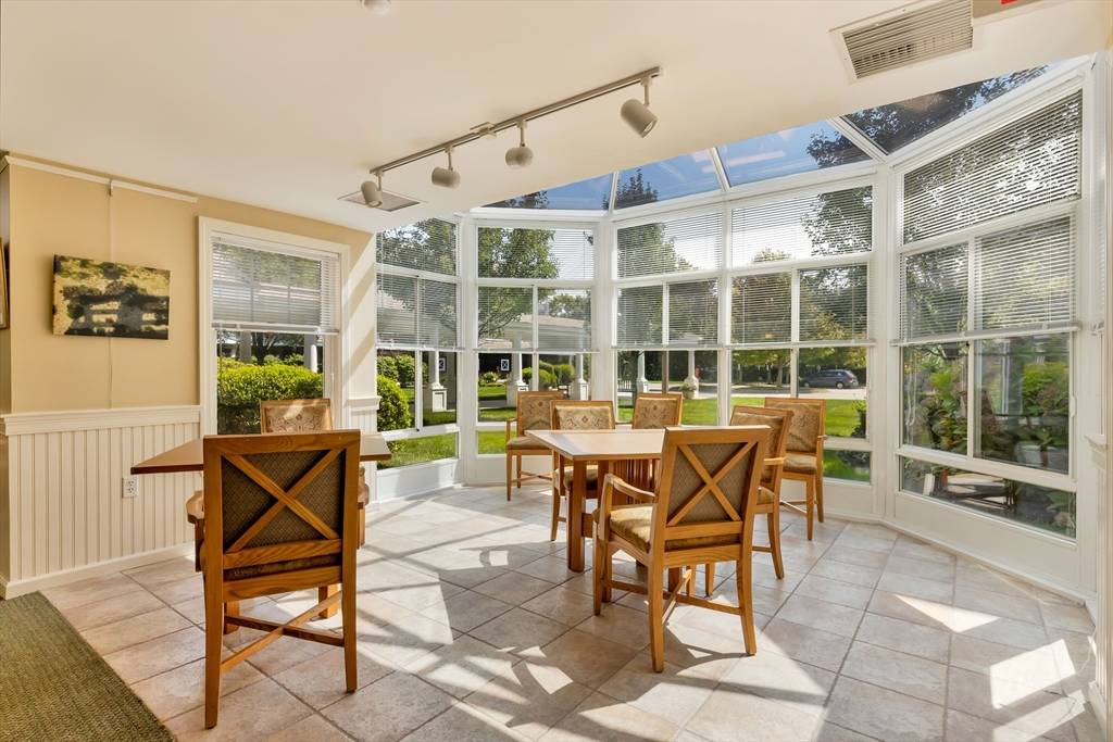 Falmouth, MA 02540,110 Dillingham Ave #212