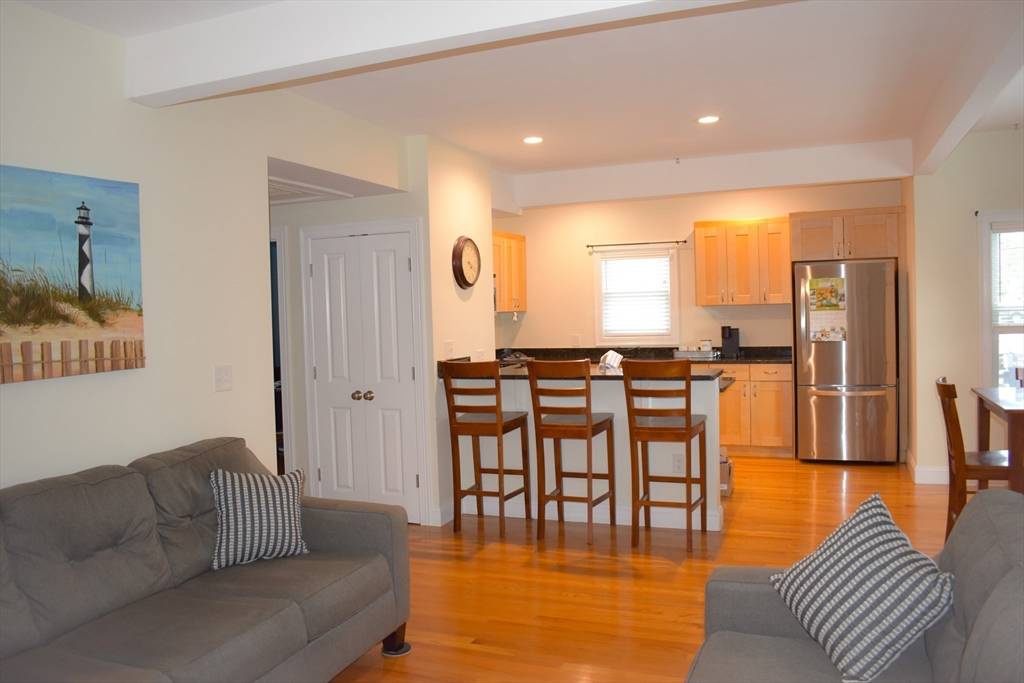 Framingham, MA 01702,23 Beech St #2