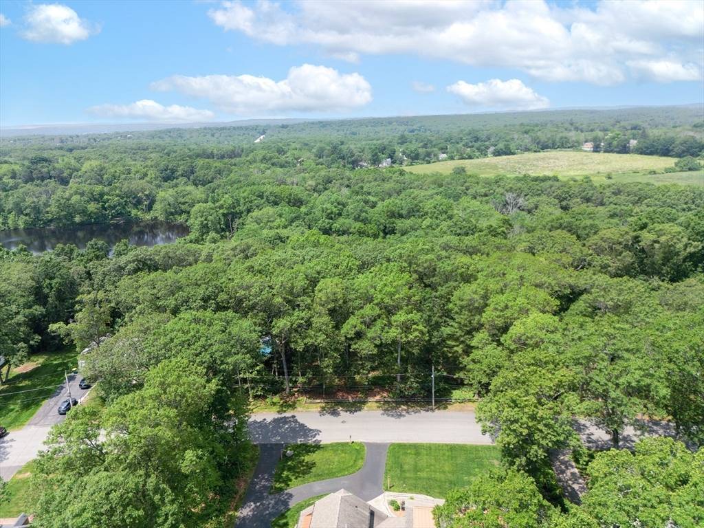 North Attleboro, MA 02760,0 Anawan Rd
