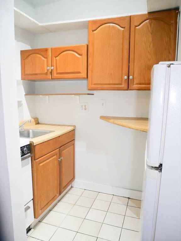 Boston, MA 02116,259 W Newton #6