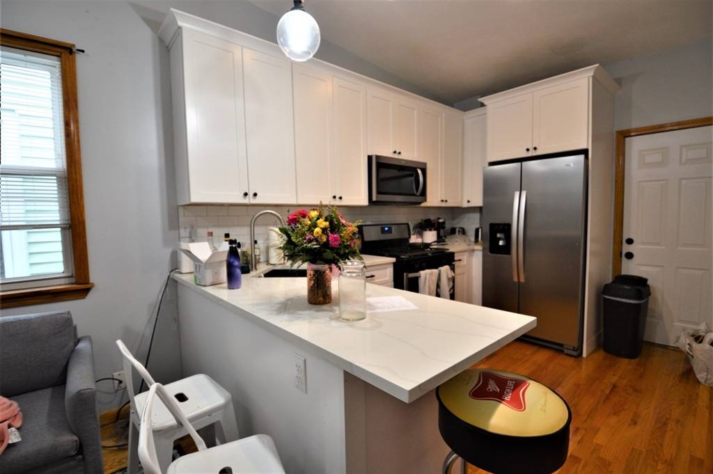 Boston, MA 02128,179 Putnam St. #3