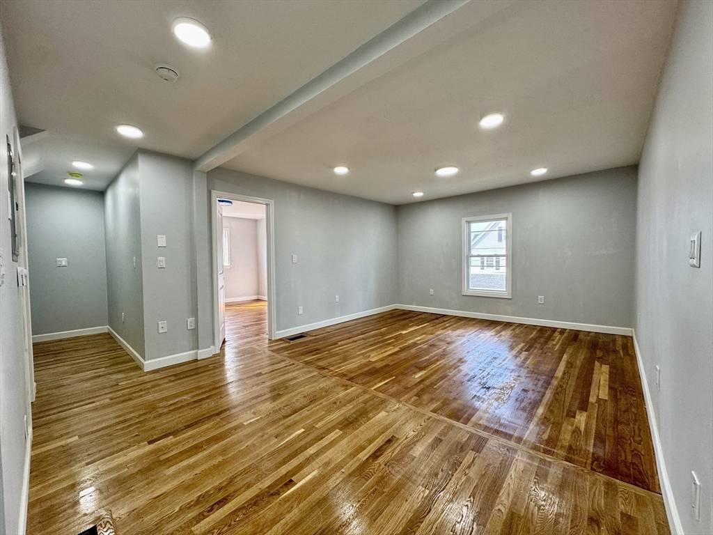 Everett, MA 02149,201 Belmont St #2