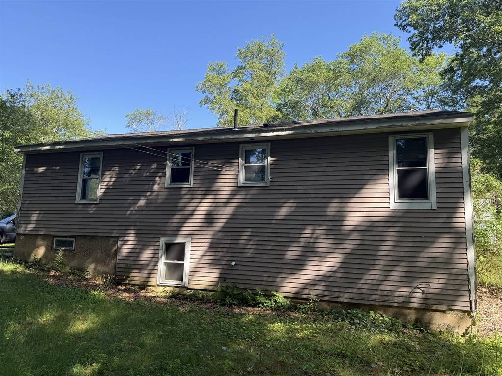 Barre, MA 01005,106 Peach St