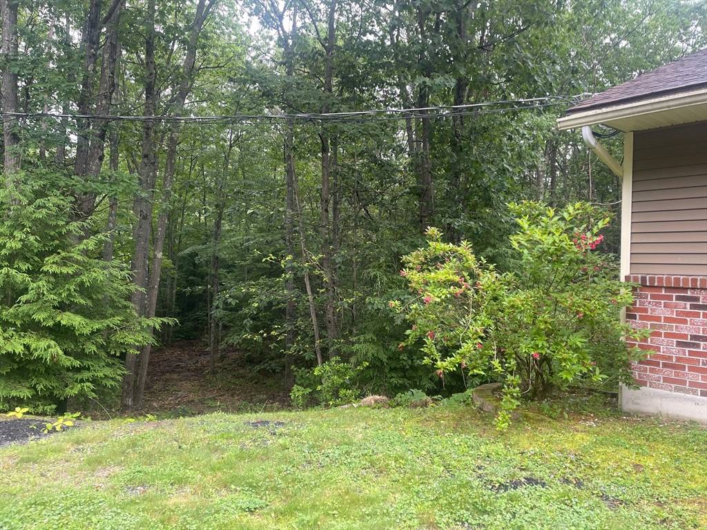 Ashburnham, MA 01430,173 Winchendon Rd