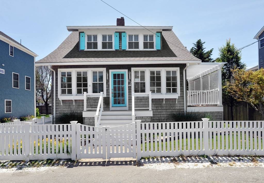 Hull, MA 02045,62 F St #Beachside