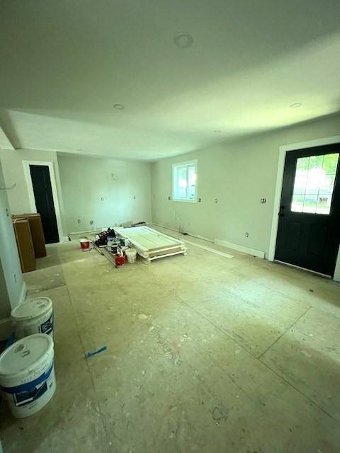 Haverhill, MA 01830,32 Seventh Avenue #32