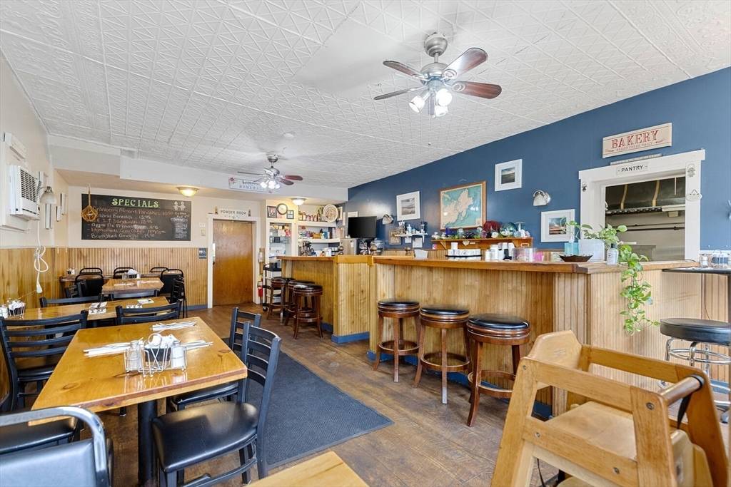 Gloucester, MA 01930,27 Washington Street #27
