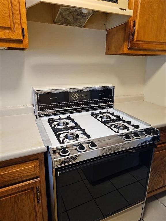 Fall River, MA 02724,11 Cook Street #1 N