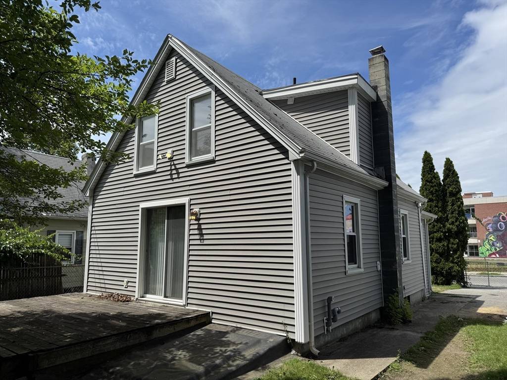 Worcester, MA 01609,49 John Street
