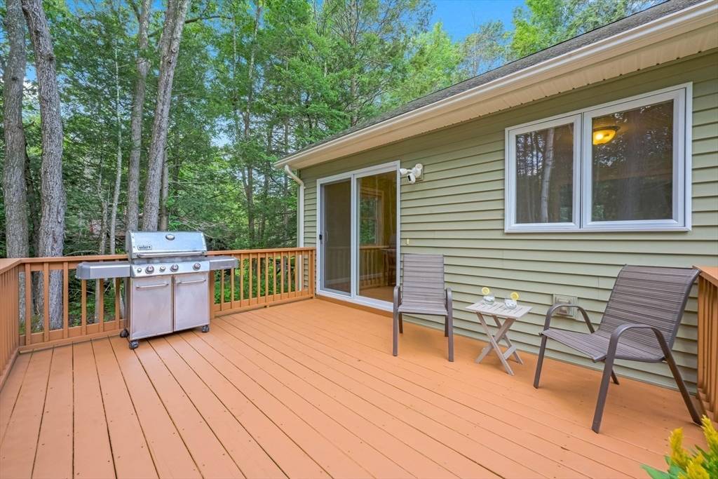 Monson, MA 01057,18 Old Wales Rd