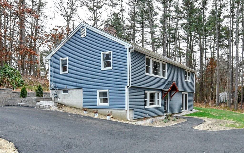 Dunstable, MA 01827,348 Pleasant St