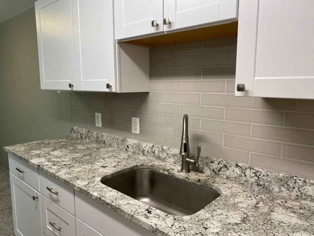 Natick, MA 01760,8 Village Hill #5