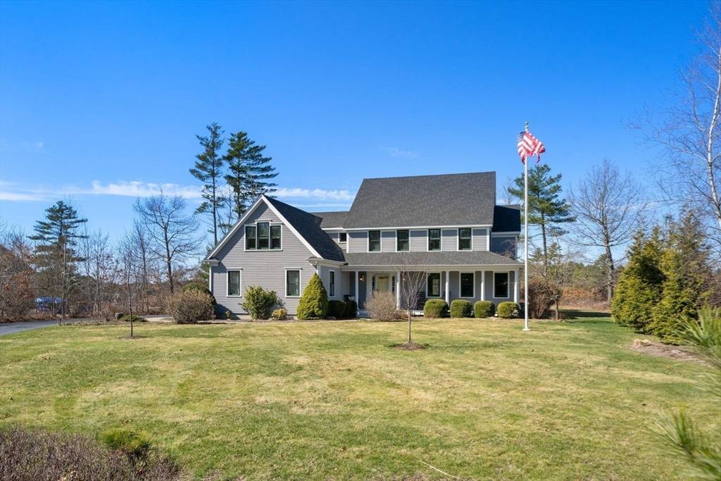 Carver, MA 02330,11 Redtail Ln